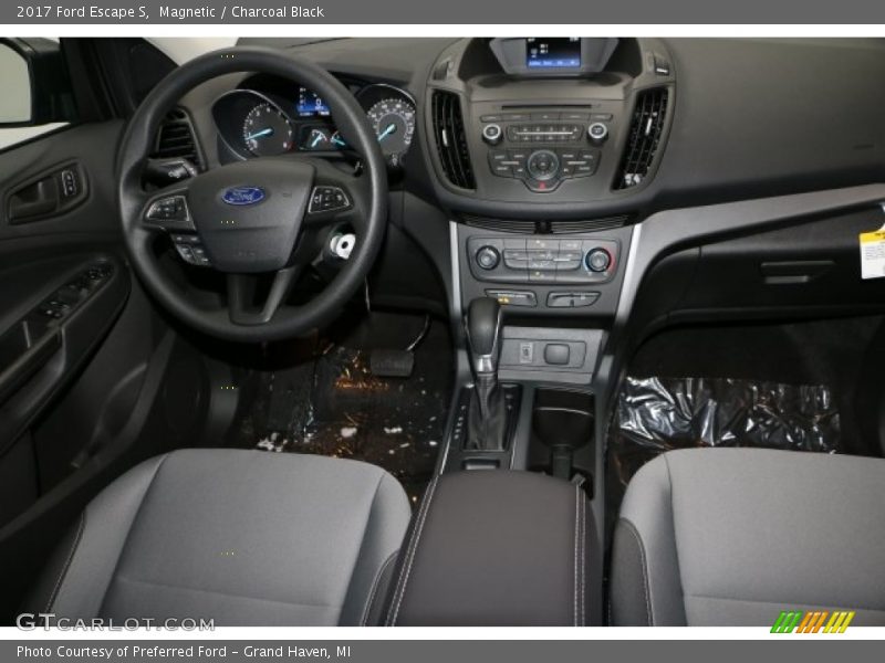 Magnetic / Charcoal Black 2017 Ford Escape S
