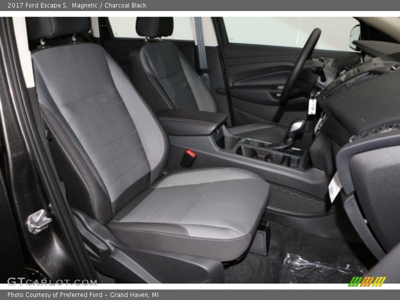 Magnetic / Charcoal Black 2017 Ford Escape S