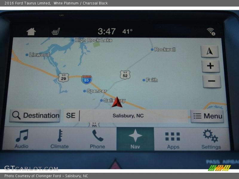 White Platinum / Charcoal Black 2016 Ford Taurus Limited