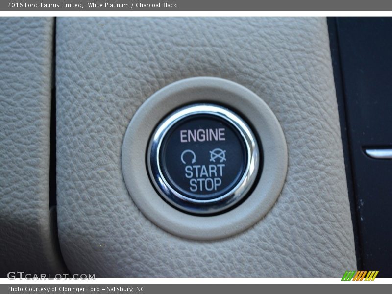 White Platinum / Charcoal Black 2016 Ford Taurus Limited