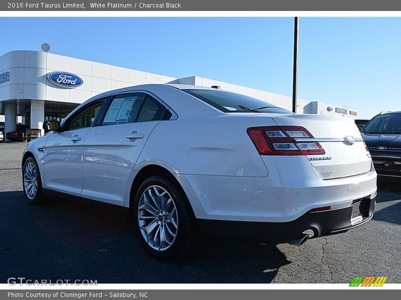 White Platinum / Charcoal Black 2016 Ford Taurus Limited