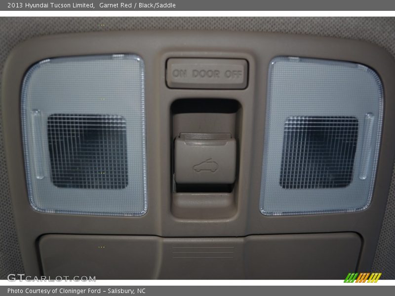 Garnet Red / Black/Saddle 2013 Hyundai Tucson Limited