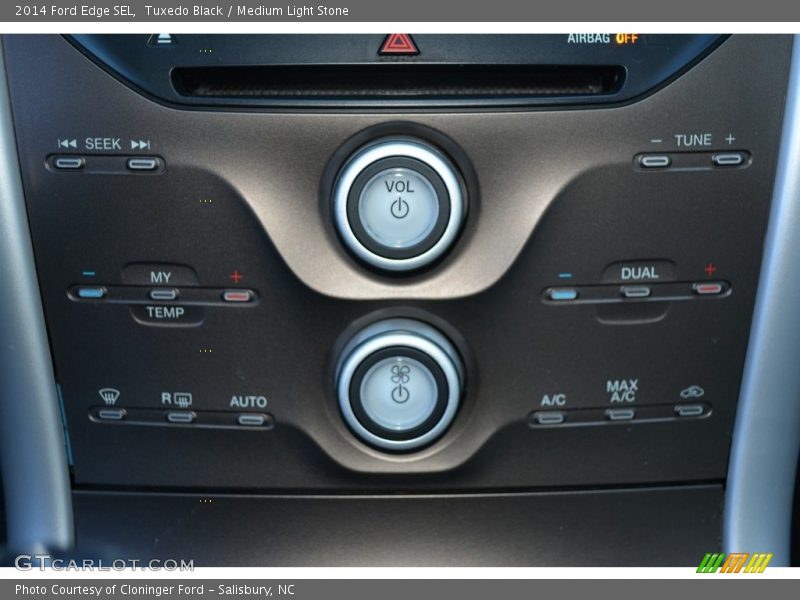 Tuxedo Black / Medium Light Stone 2014 Ford Edge SEL