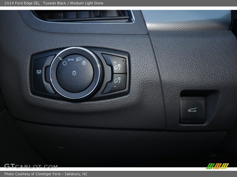 Tuxedo Black / Medium Light Stone 2014 Ford Edge SEL