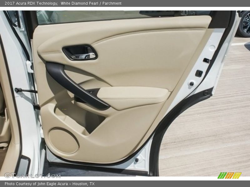 White Diamond Pearl / Parchment 2017 Acura RDX Technology