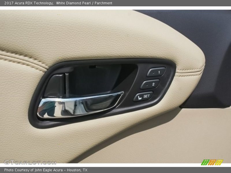 White Diamond Pearl / Parchment 2017 Acura RDX Technology