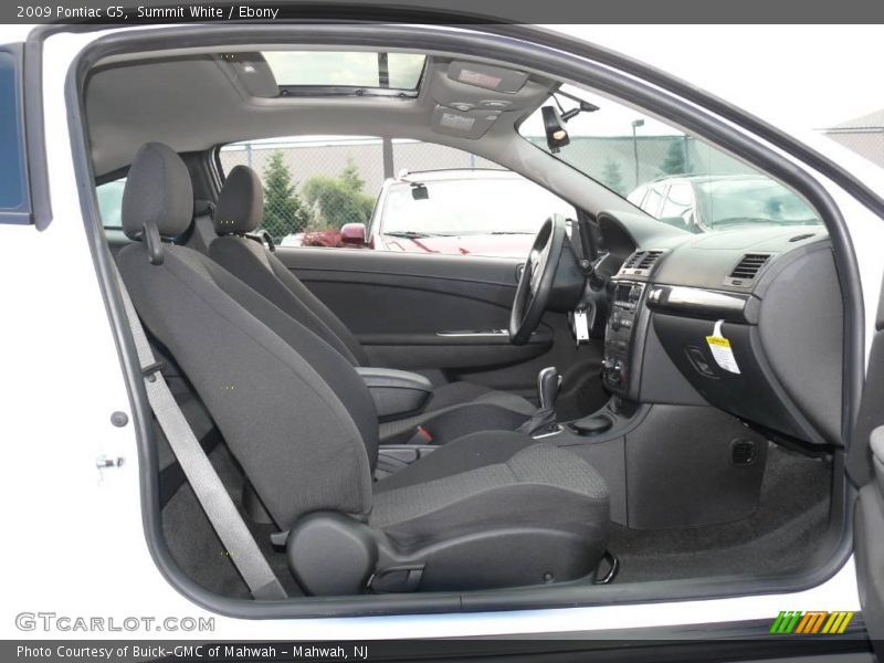 Summit White / Ebony 2009 Pontiac G5