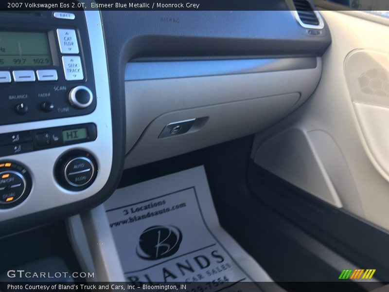 Eismeer Blue Metallic / Moonrock Grey 2007 Volkswagen Eos 2.0T