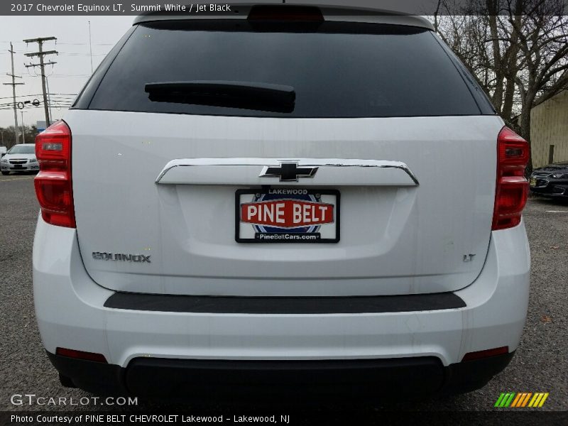 Summit White / Jet Black 2017 Chevrolet Equinox LT