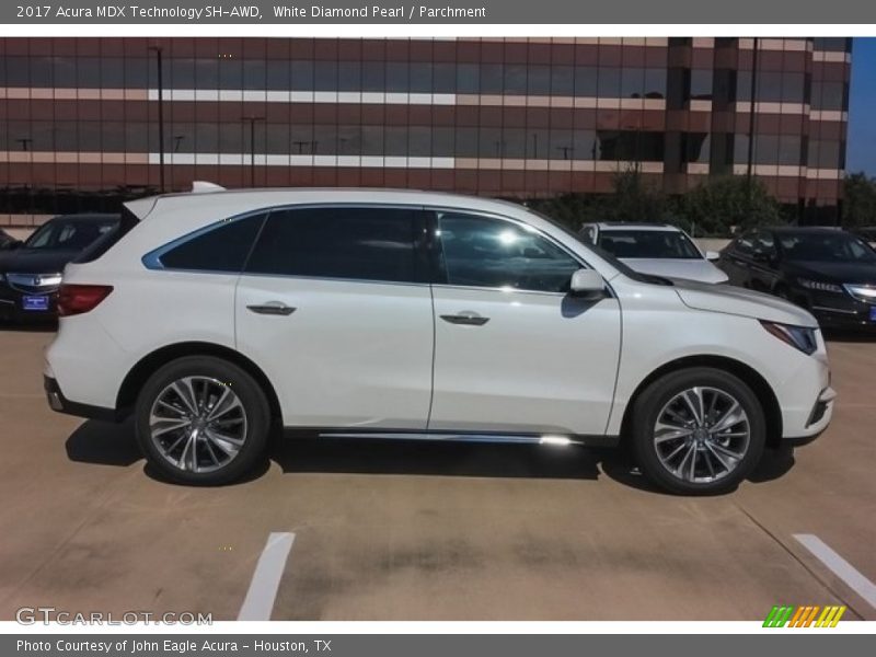 White Diamond Pearl / Parchment 2017 Acura MDX Technology SH-AWD