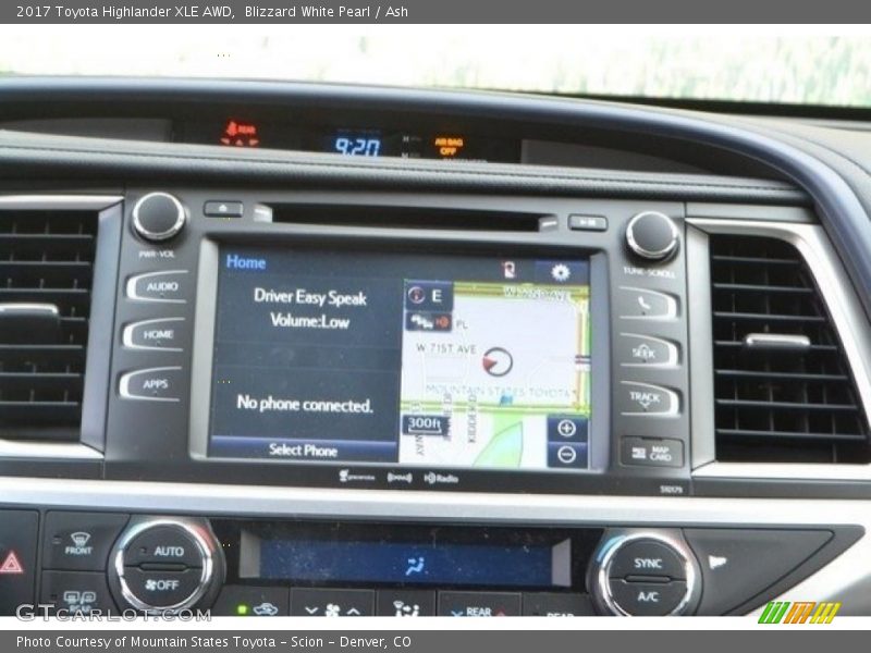 Blizzard White Pearl / Ash 2017 Toyota Highlander XLE AWD