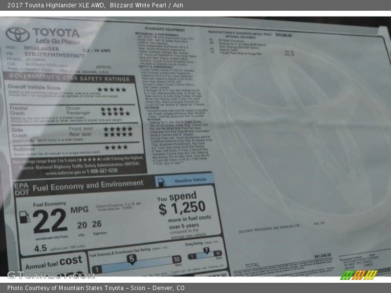Blizzard White Pearl / Ash 2017 Toyota Highlander XLE AWD