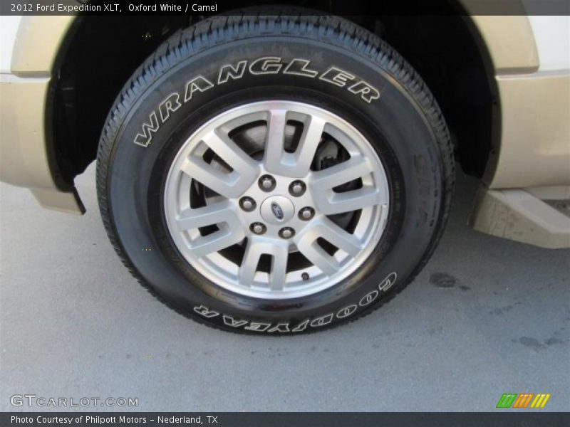 Oxford White / Camel 2012 Ford Expedition XLT