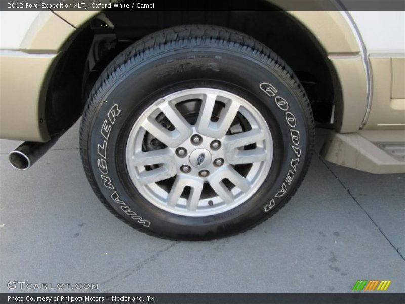 Oxford White / Camel 2012 Ford Expedition XLT