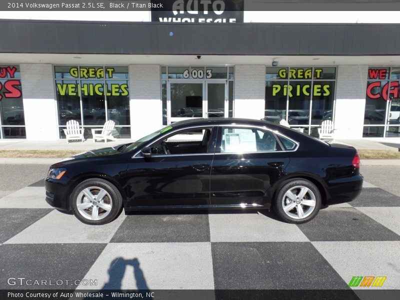 Black / Titan Black 2014 Volkswagen Passat 2.5L SE