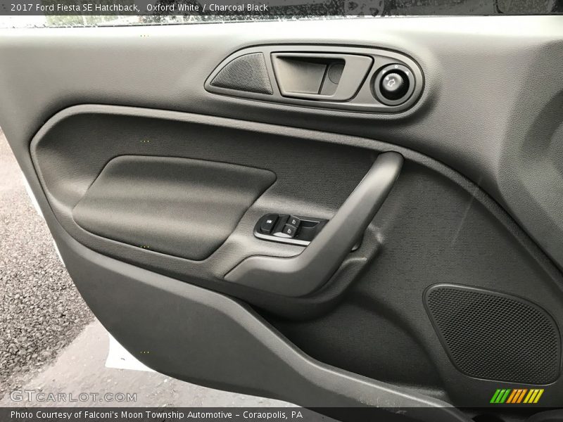 Door Panel of 2017 Fiesta SE Hatchback