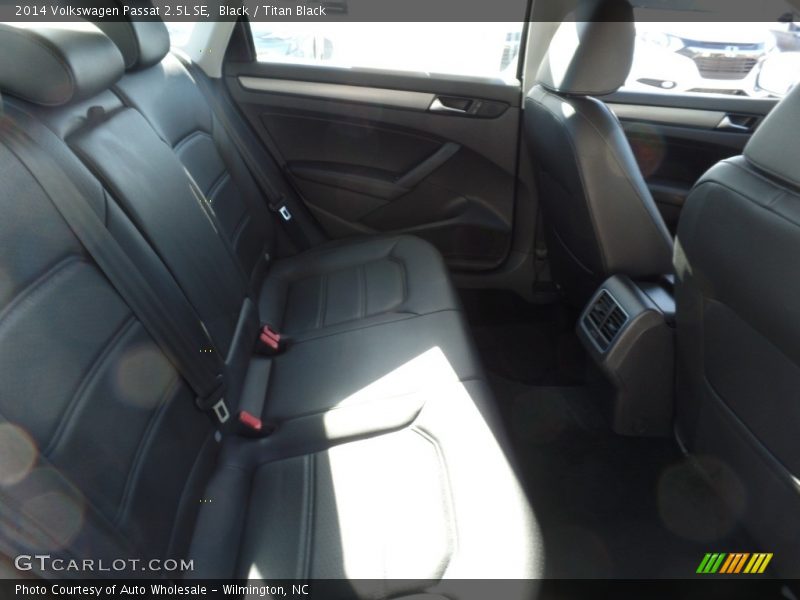 Black / Titan Black 2014 Volkswagen Passat 2.5L SE
