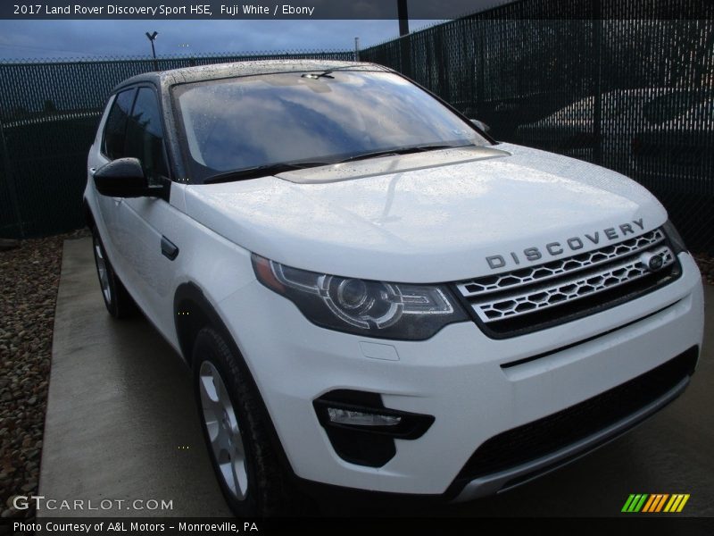Fuji White / Ebony 2017 Land Rover Discovery Sport HSE