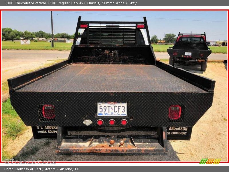 Summit White / Gray 2000 Chevrolet Silverado 3500 Regular Cab 4x4 Chassis