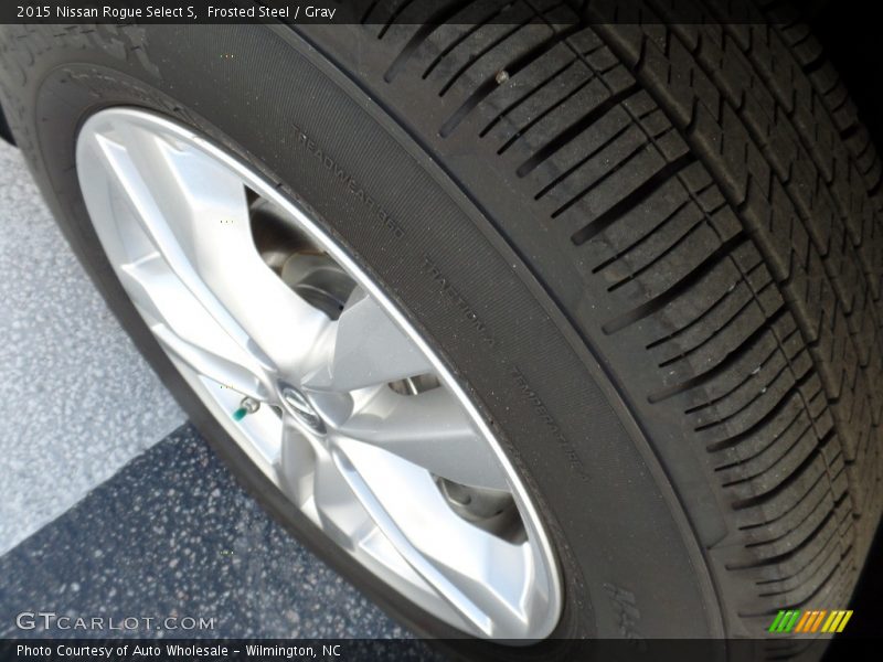 Frosted Steel / Gray 2015 Nissan Rogue Select S