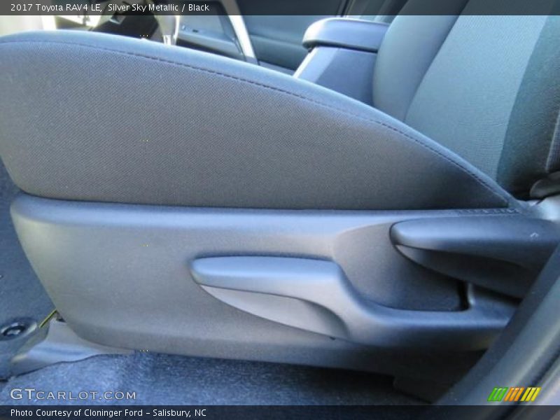 Silver Sky Metallic / Black 2017 Toyota RAV4 LE