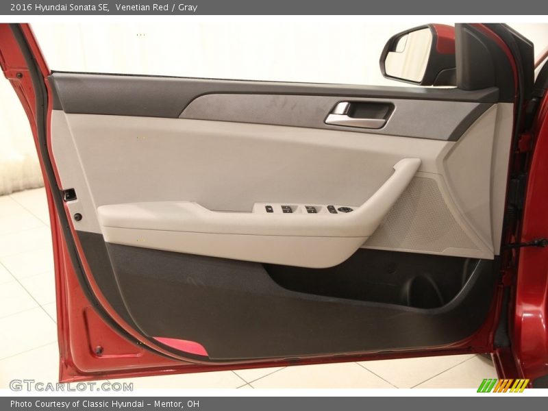 Venetian Red / Gray 2016 Hyundai Sonata SE