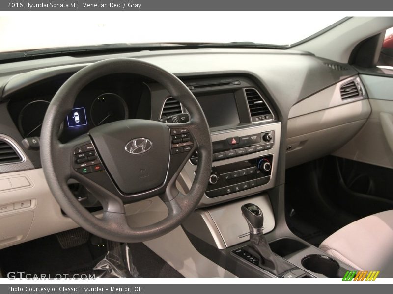 Venetian Red / Gray 2016 Hyundai Sonata SE