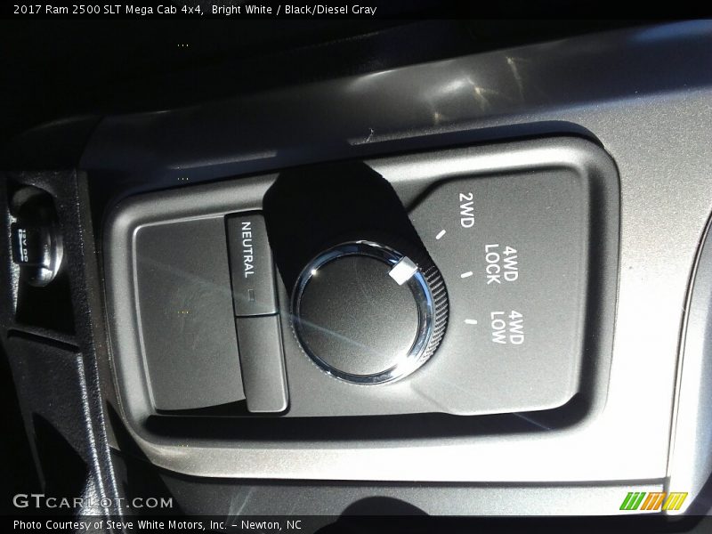 Controls of 2017 2500 SLT Mega Cab 4x4