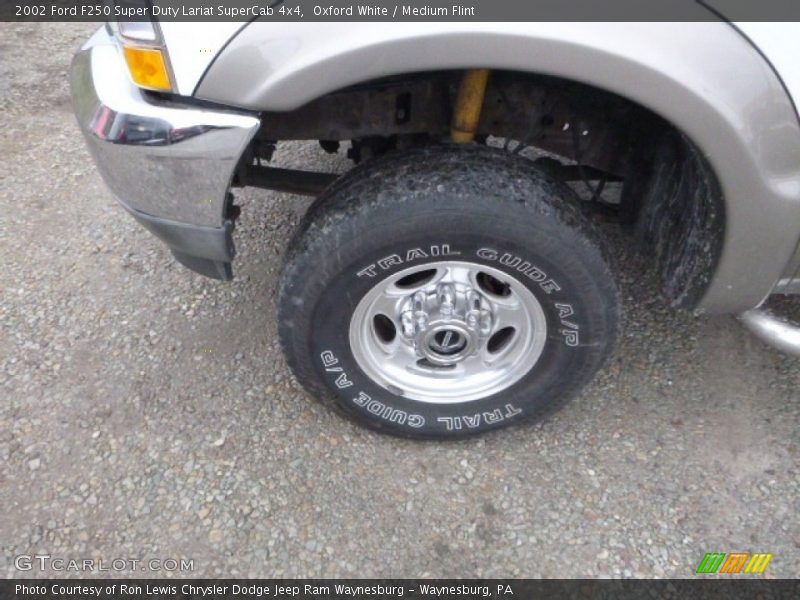 Oxford White / Medium Flint 2002 Ford F250 Super Duty Lariat SuperCab 4x4