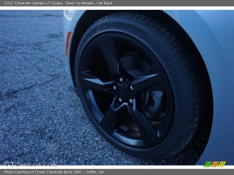 Silver Ice Metallic / Jet Black 2017 Chevrolet Camaro LT Coupe