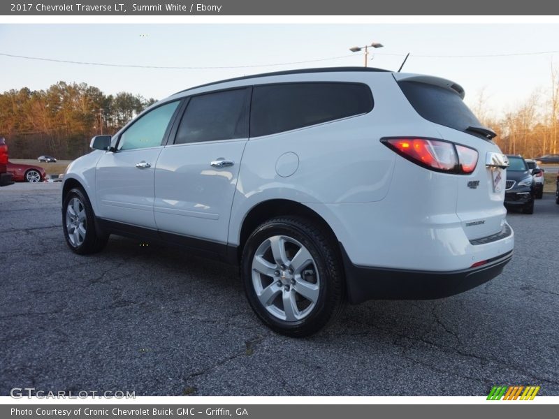 Summit White / Ebony 2017 Chevrolet Traverse LT