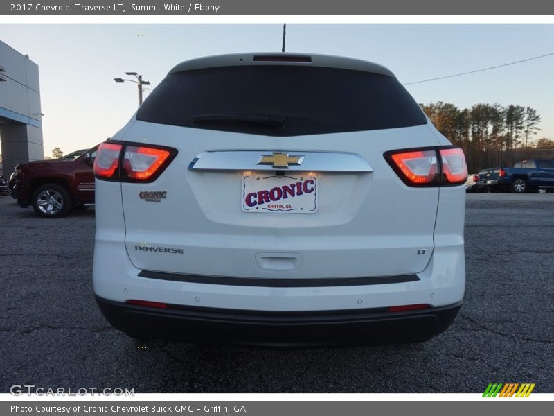 Summit White / Ebony 2017 Chevrolet Traverse LT