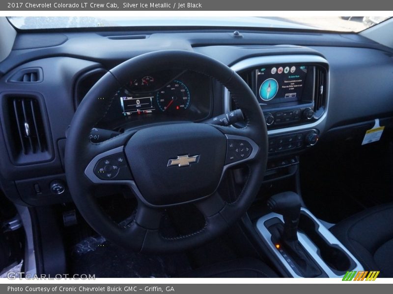 Silver Ice Metallic / Jet Black 2017 Chevrolet Colorado LT Crew Cab