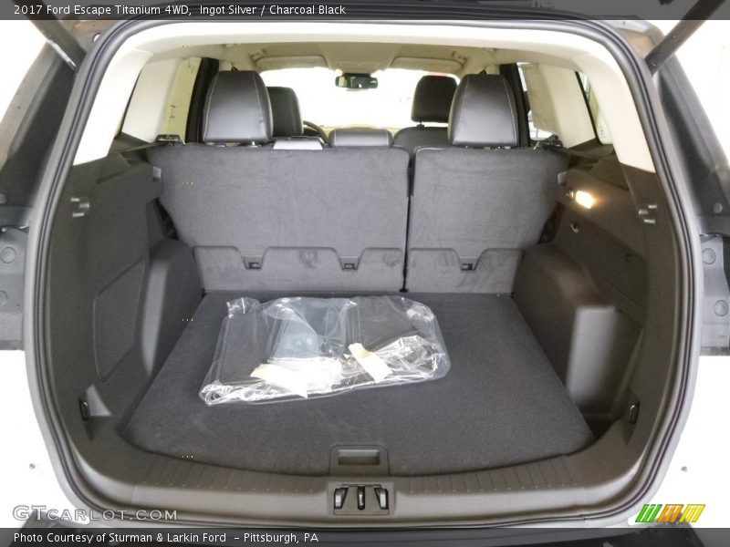 Ingot Silver / Charcoal Black 2017 Ford Escape Titanium 4WD