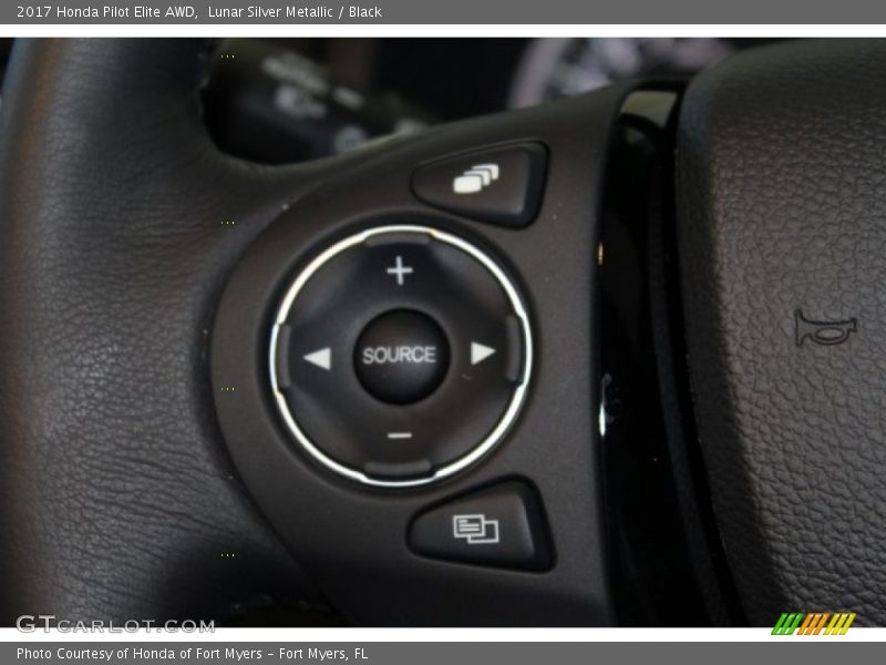 Lunar Silver Metallic / Black 2017 Honda Pilot Elite AWD