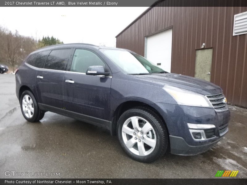 Blue Velvet Metallic / Ebony 2017 Chevrolet Traverse LT AWD