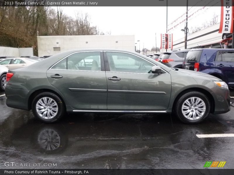 Cypress Green Metallic / Ivory 2013 Toyota Camry LE