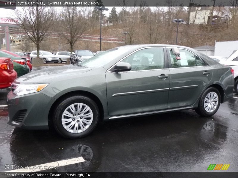 Cypress Green Metallic / Ivory 2013 Toyota Camry LE