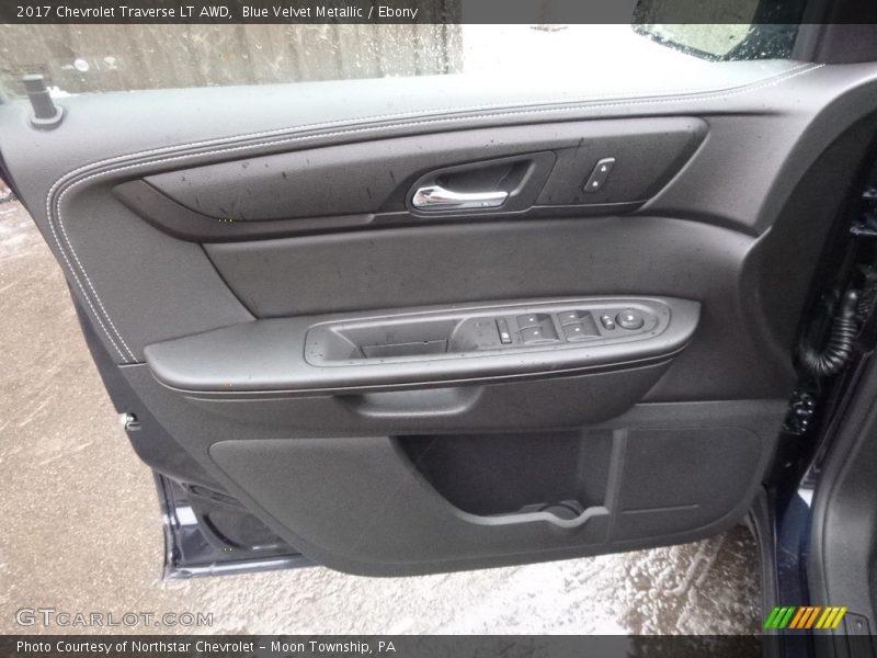 Blue Velvet Metallic / Ebony 2017 Chevrolet Traverse LT AWD