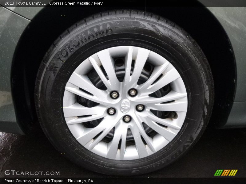 Cypress Green Metallic / Ivory 2013 Toyota Camry LE