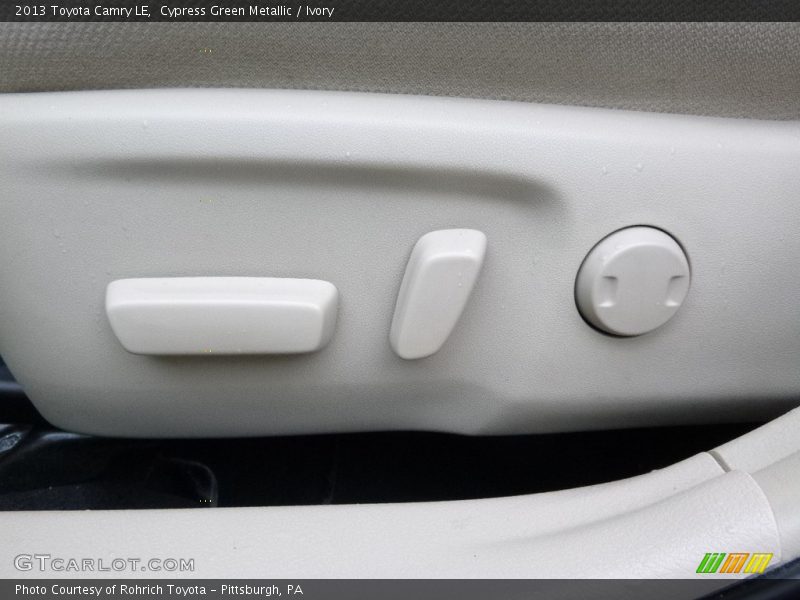 Cypress Green Metallic / Ivory 2013 Toyota Camry LE