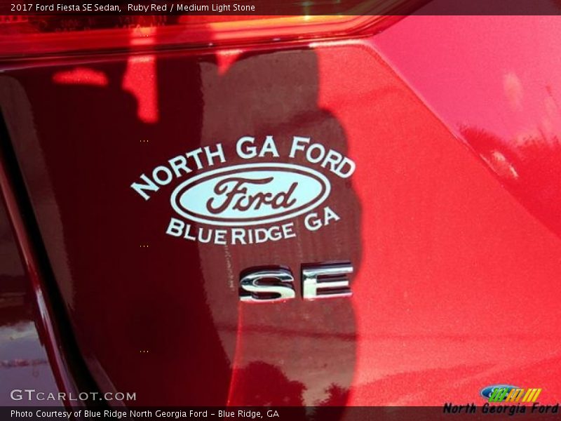 Ruby Red / Medium Light Stone 2017 Ford Fiesta SE Sedan