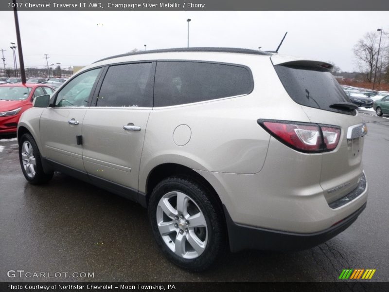 Champagne Silver Metallic / Ebony 2017 Chevrolet Traverse LT AWD