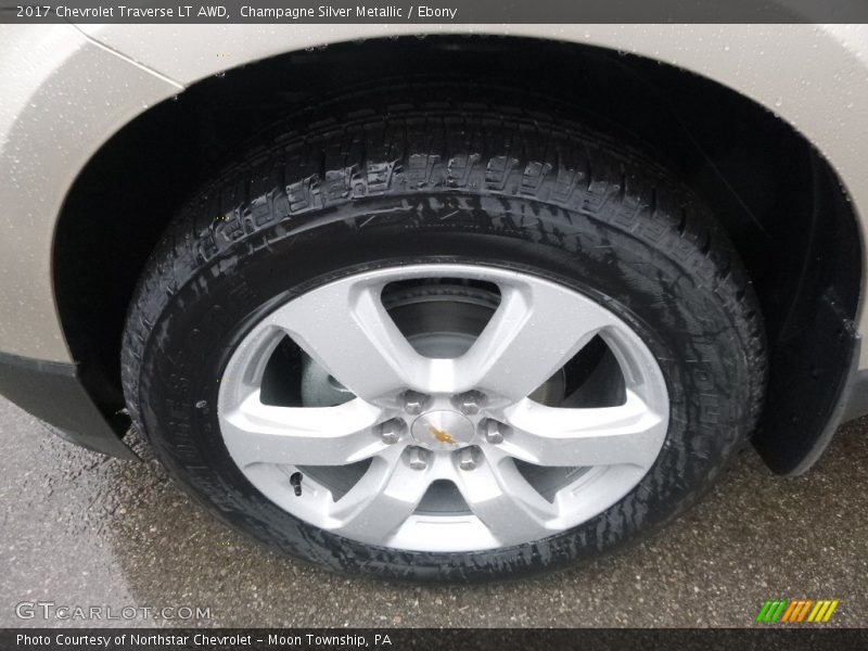 Champagne Silver Metallic / Ebony 2017 Chevrolet Traverse LT AWD