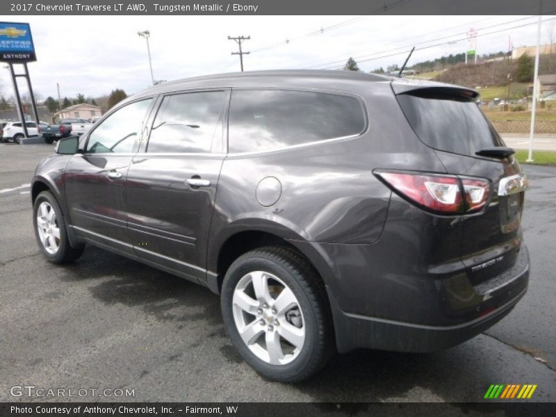 Tungsten Metallic / Ebony 2017 Chevrolet Traverse LT AWD