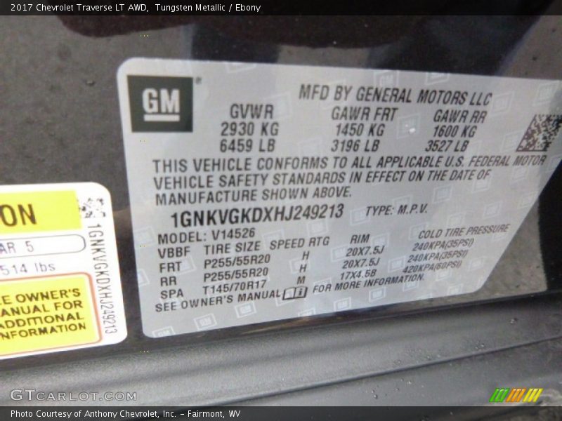 Tungsten Metallic / Ebony 2017 Chevrolet Traverse LT AWD