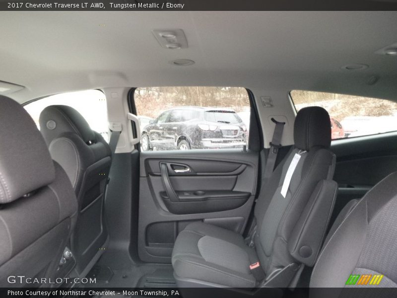 Tungsten Metallic / Ebony 2017 Chevrolet Traverse LT AWD