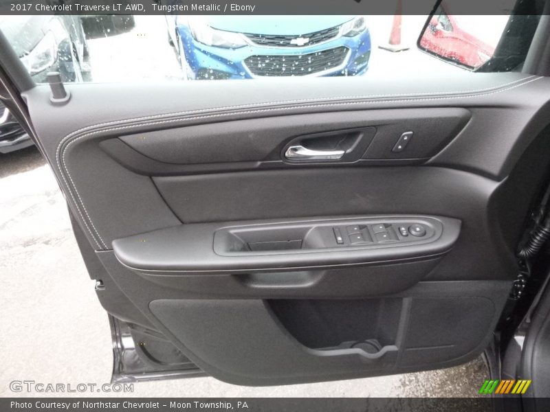 Tungsten Metallic / Ebony 2017 Chevrolet Traverse LT AWD