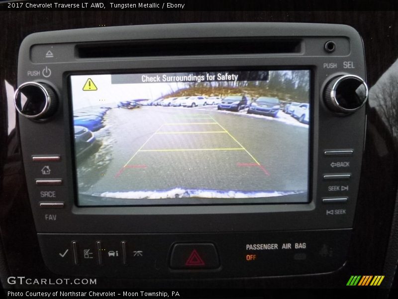 Tungsten Metallic / Ebony 2017 Chevrolet Traverse LT AWD