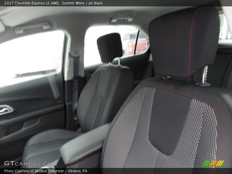 Summit White / Jet Black 2017 Chevrolet Equinox LS AWD